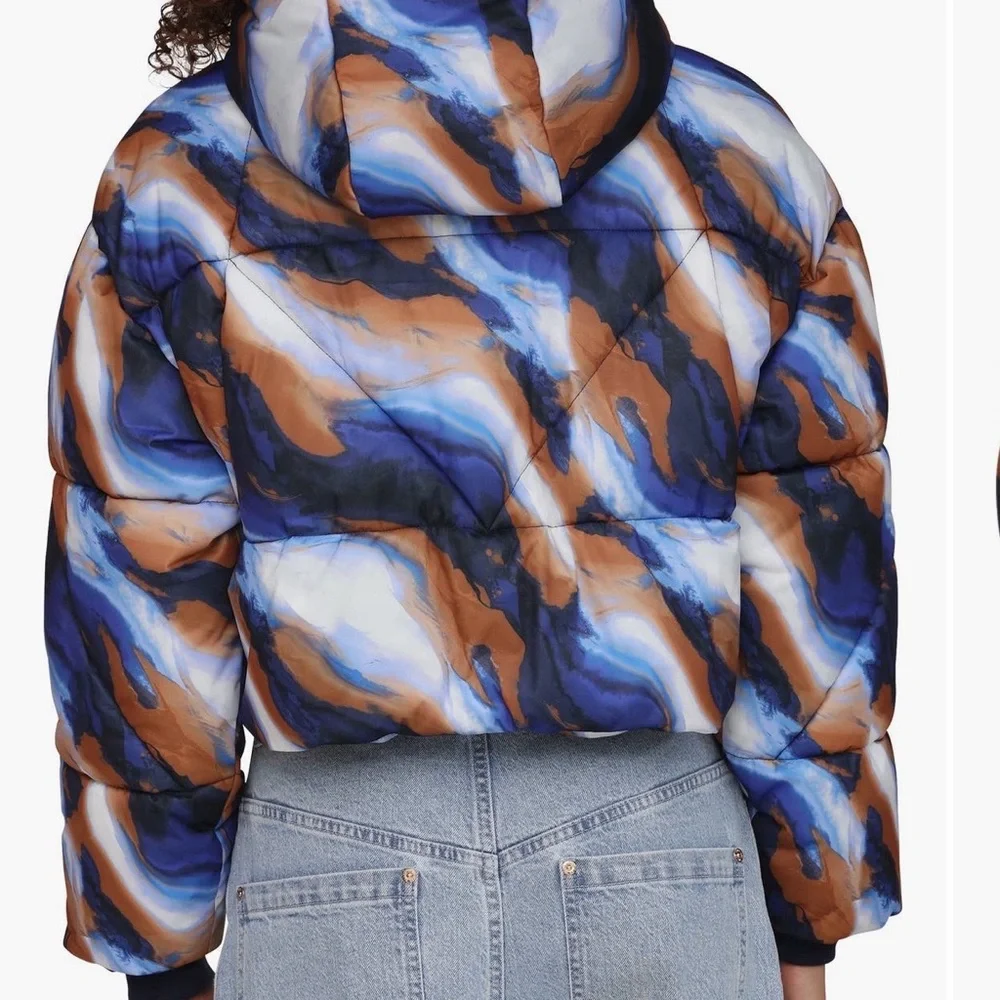 Colorful Abstract Puffer Jacket - Picture 2 of 3